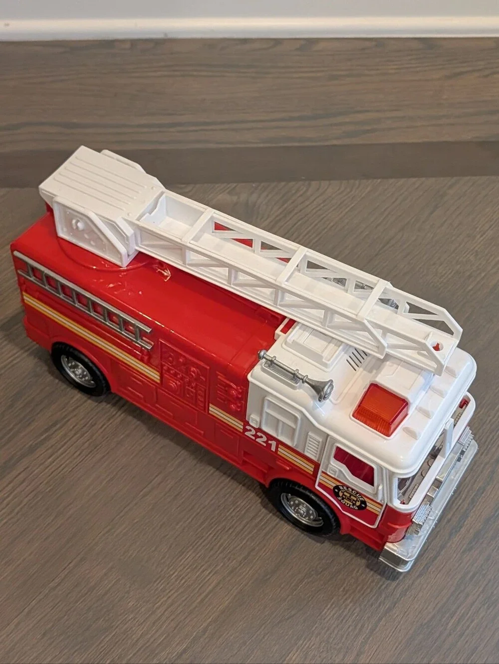 Adventure Force Utility Vehicle with Light & Sound - Fire Truck